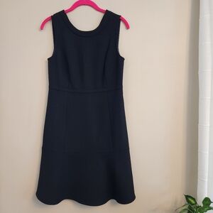 Vineyard Vines Solid Fit and Flare Sleeveless Dress Jet Black Women's SZ 2 Ponte